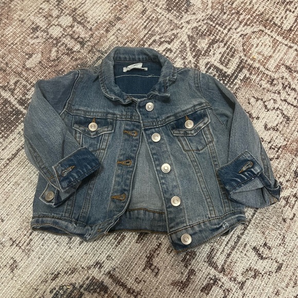 Ingrid+Isabel Babe Jean Jacket 12/18M Unisex - Picture 2 of 5